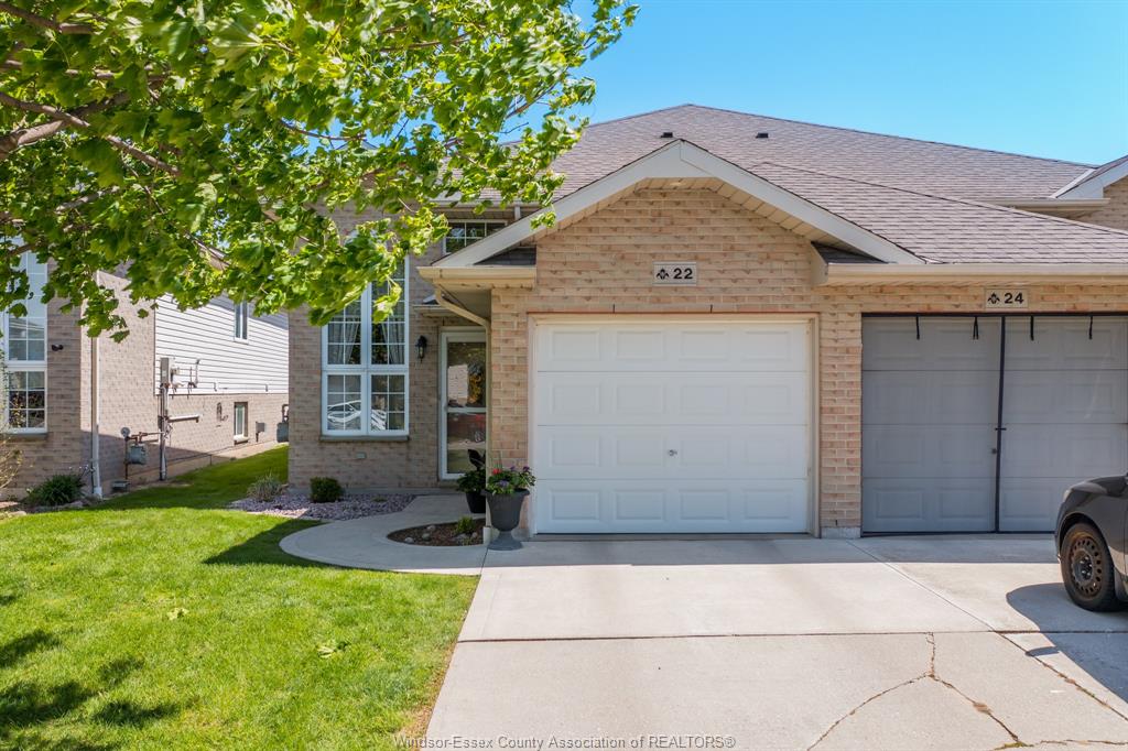 MLS# 26012078: 22 VILLA Court, Chatham, Canada
