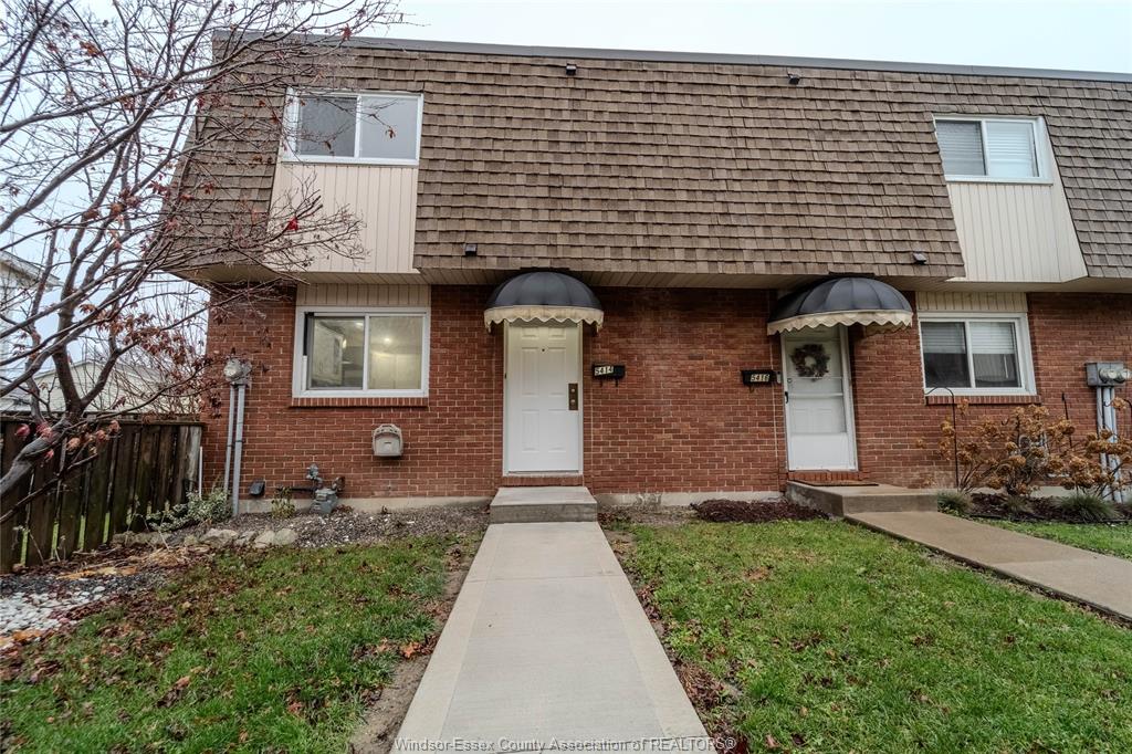 MLS# 26012092: 5414 Lassaline Avenue, Windsor, Canada