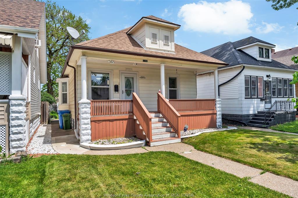 MLS# 26012334: 1166 PIERRE Avenue Unit# UPPER, Windsor, Canada