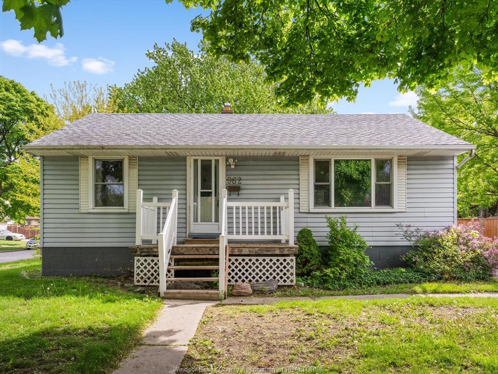 MLS# 26012428: 962 MERRITT, Windsor, Canada
