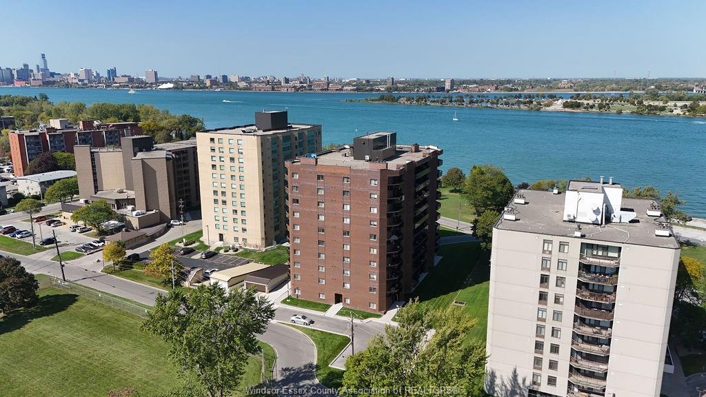 MLS# 26012454: 3663 RIVERSIDE Drive Unit# 904, Windsor, Canada