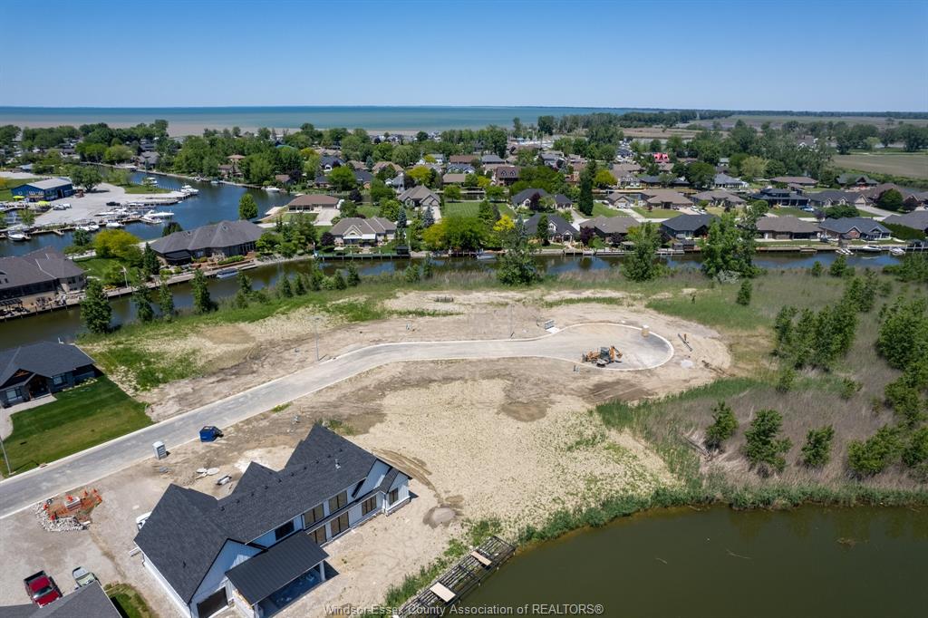 MLS# 26012495: 19130 HAVEN Avenue, Lakeshore, Canada