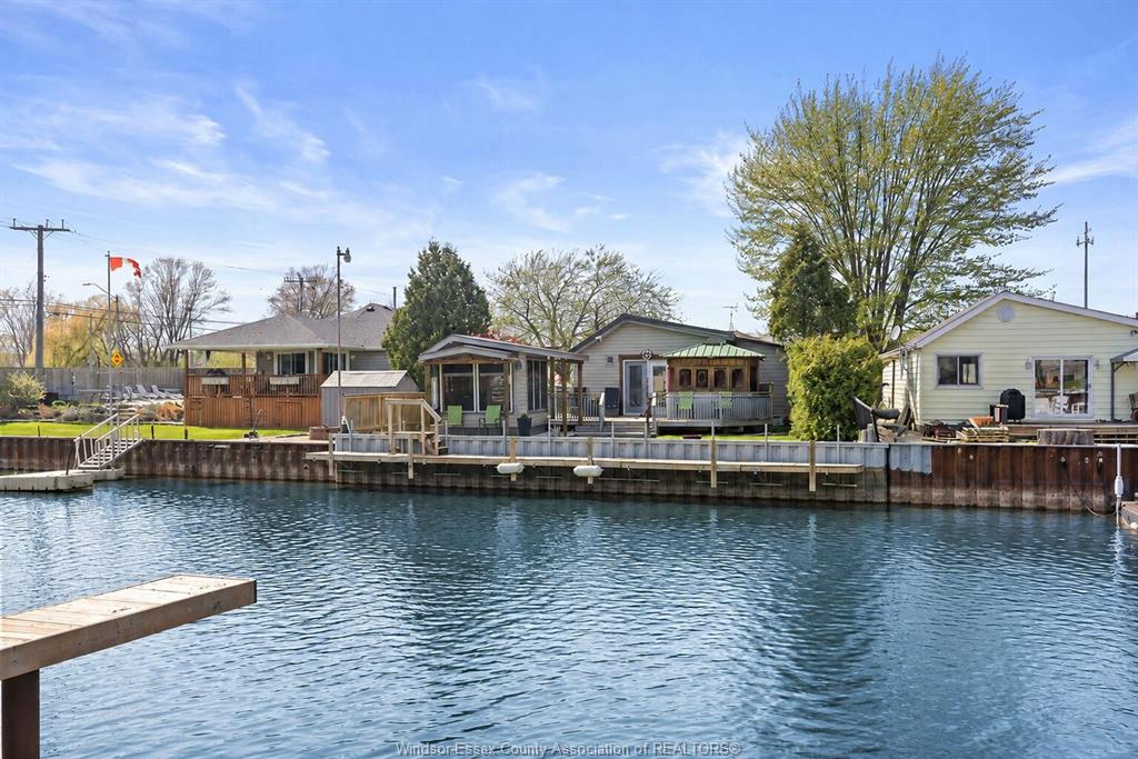 MLS# 26012523: 192 MILL, Lakeshore, Canada