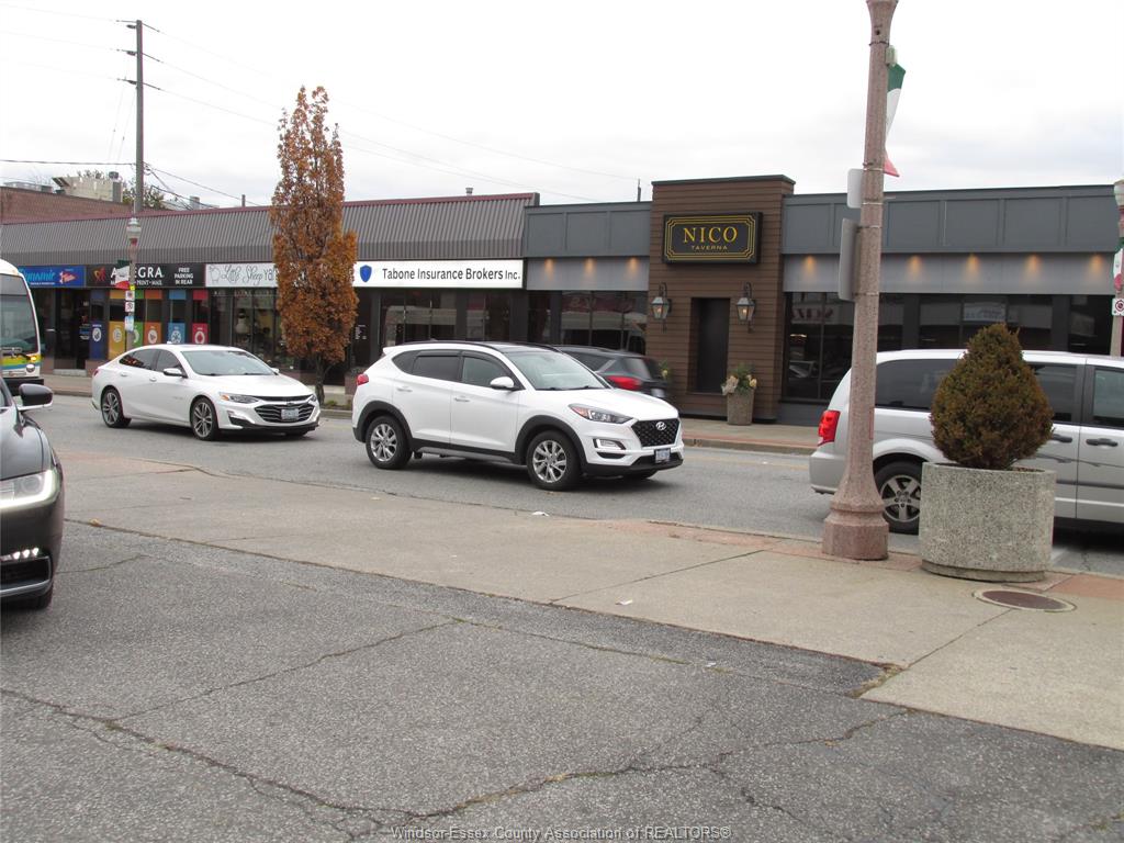 MLS# 26012614: 521 ERIE, Windsor, Canada