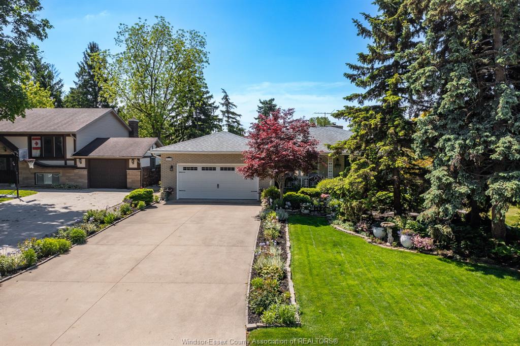 MLS# 26011918: 12139 PAPINEAU, Tecumseh, Canada