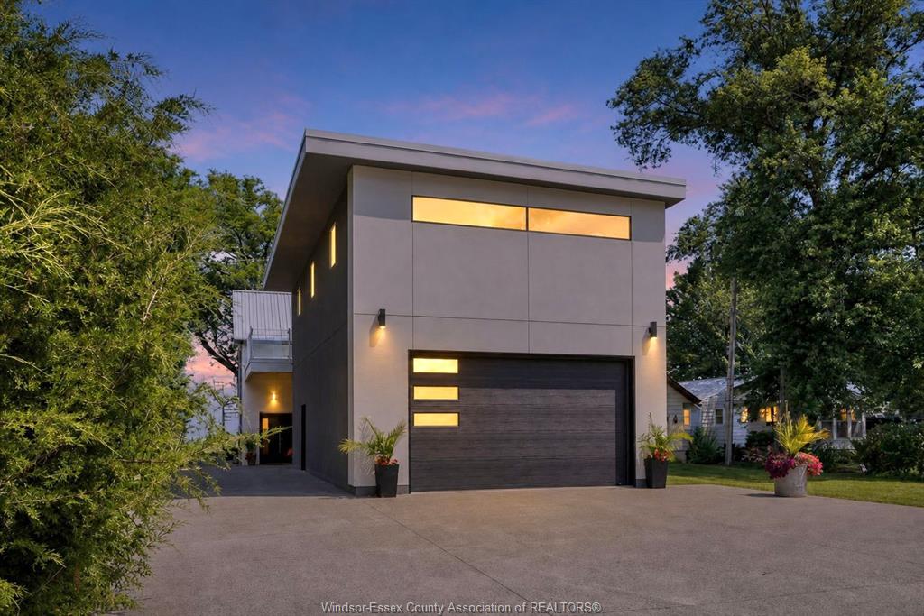 MLS# 26012688: 1674 CAILLE Avenue, Lakeshore, Canada