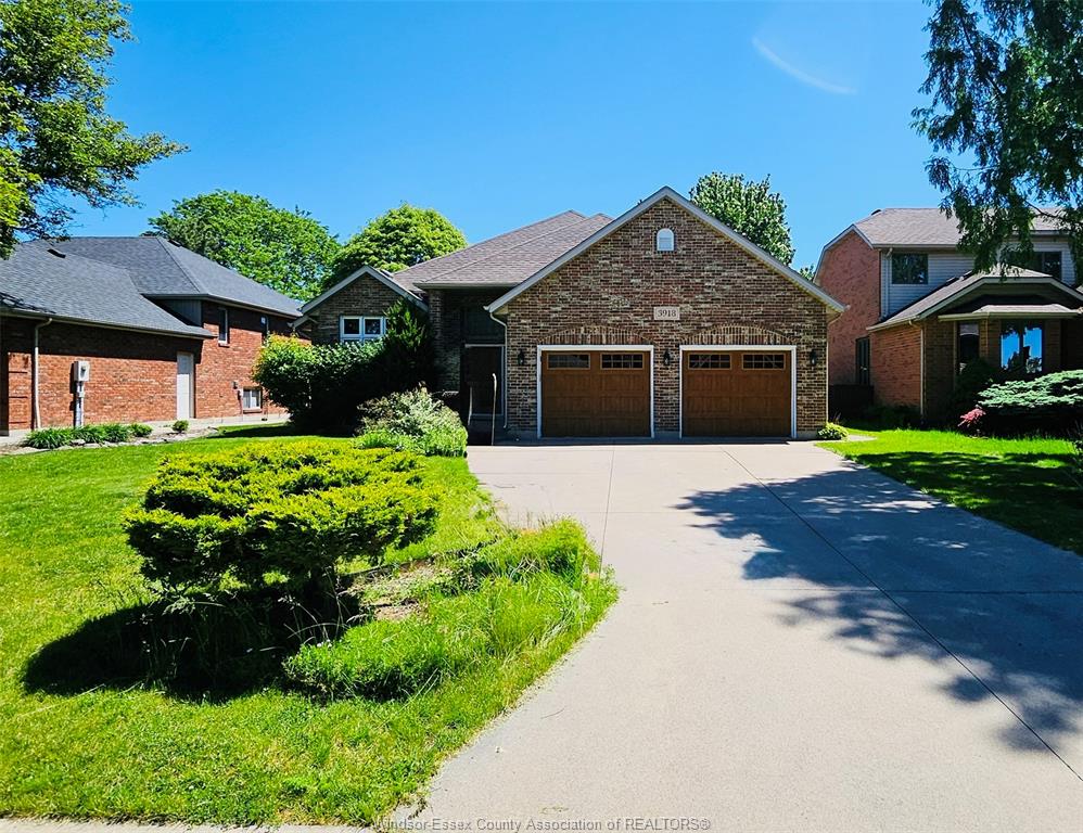 MLS# 26012723: 3918 NORTHWAY Avenue, Windsor, Canada
