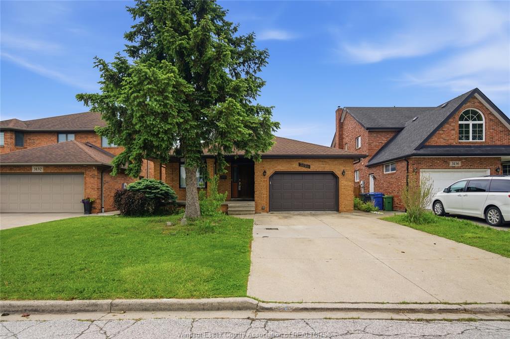 MLS# 26012715: 3154 FAZIO Drive, Windsor, Canada