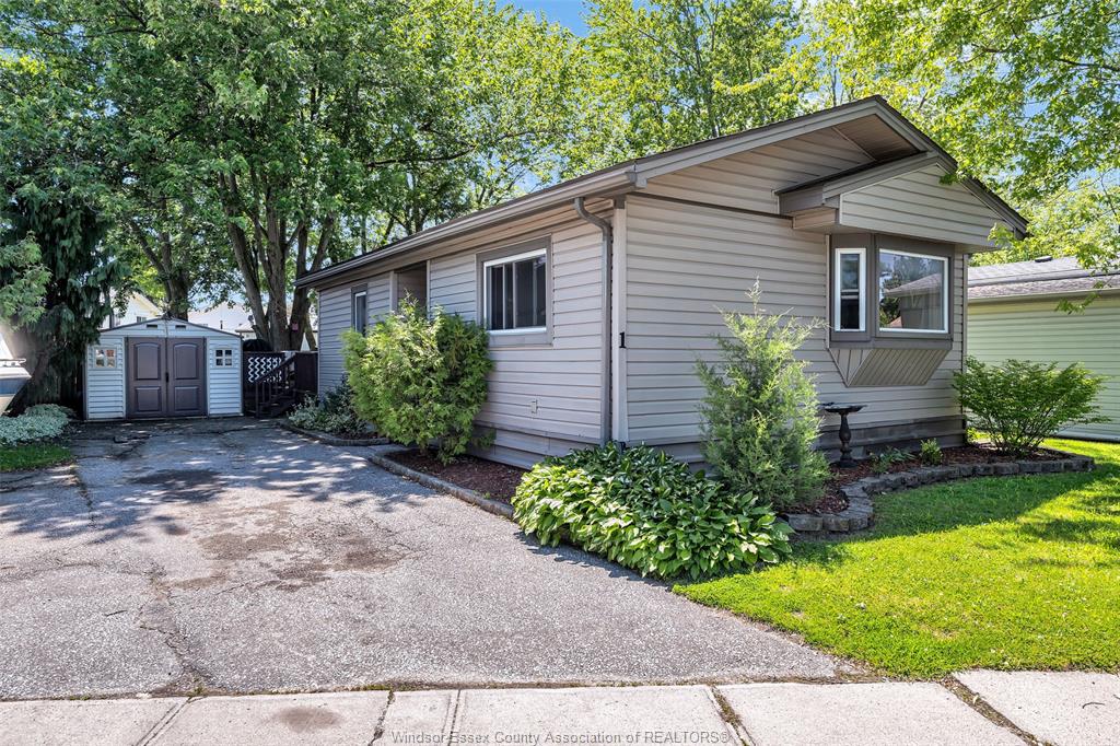 MLS# 26012737: 1 VISCOUNT Parkway, Essex, Canada