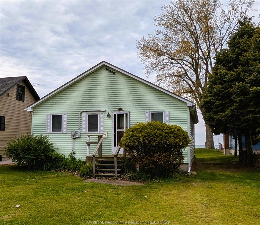 MLS# 26012781: 501 LAKEWOOD, Amherstburg, Canada