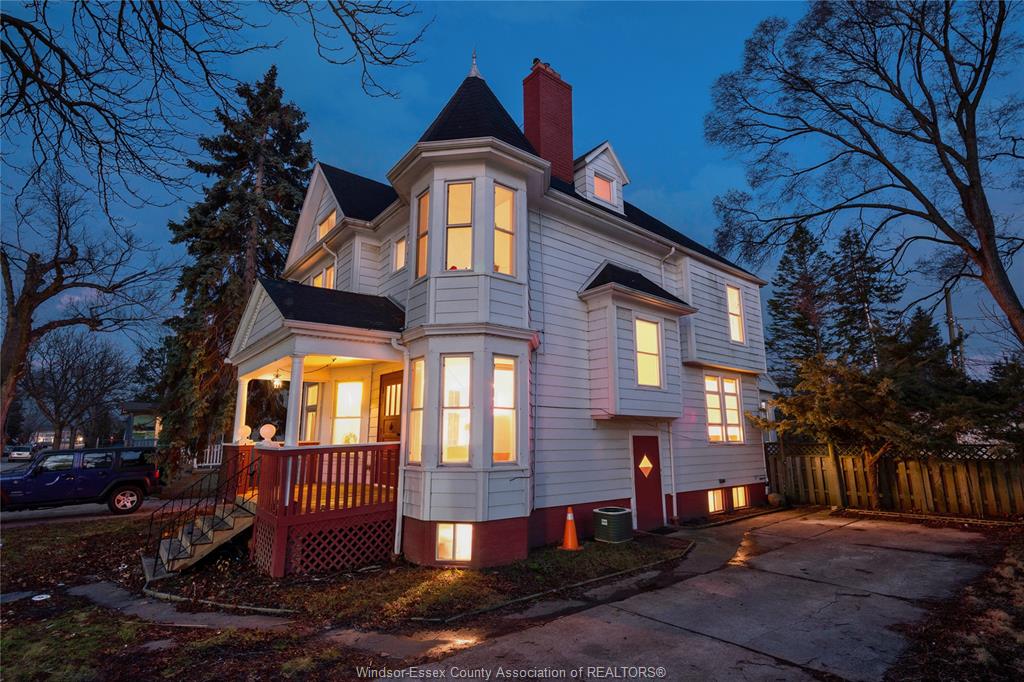 MLS# 26012794: 631 CHURCH, Windsor, Canada