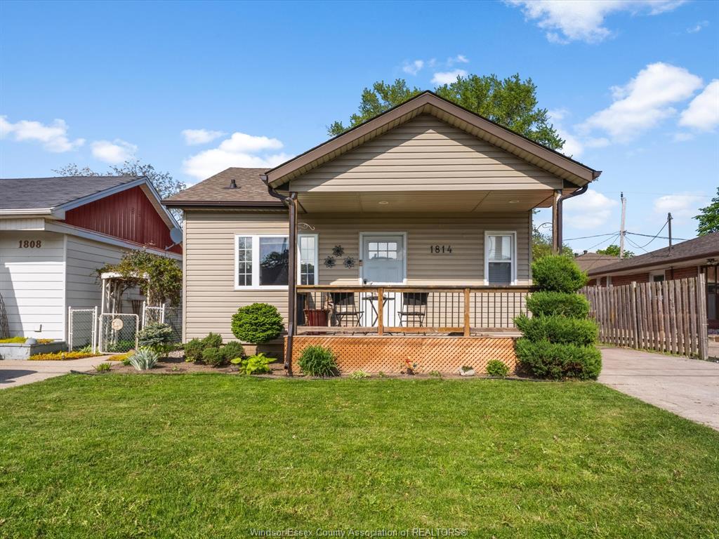 MLS# 26012795: 1814 Central Avenue, Windsor, Canada
