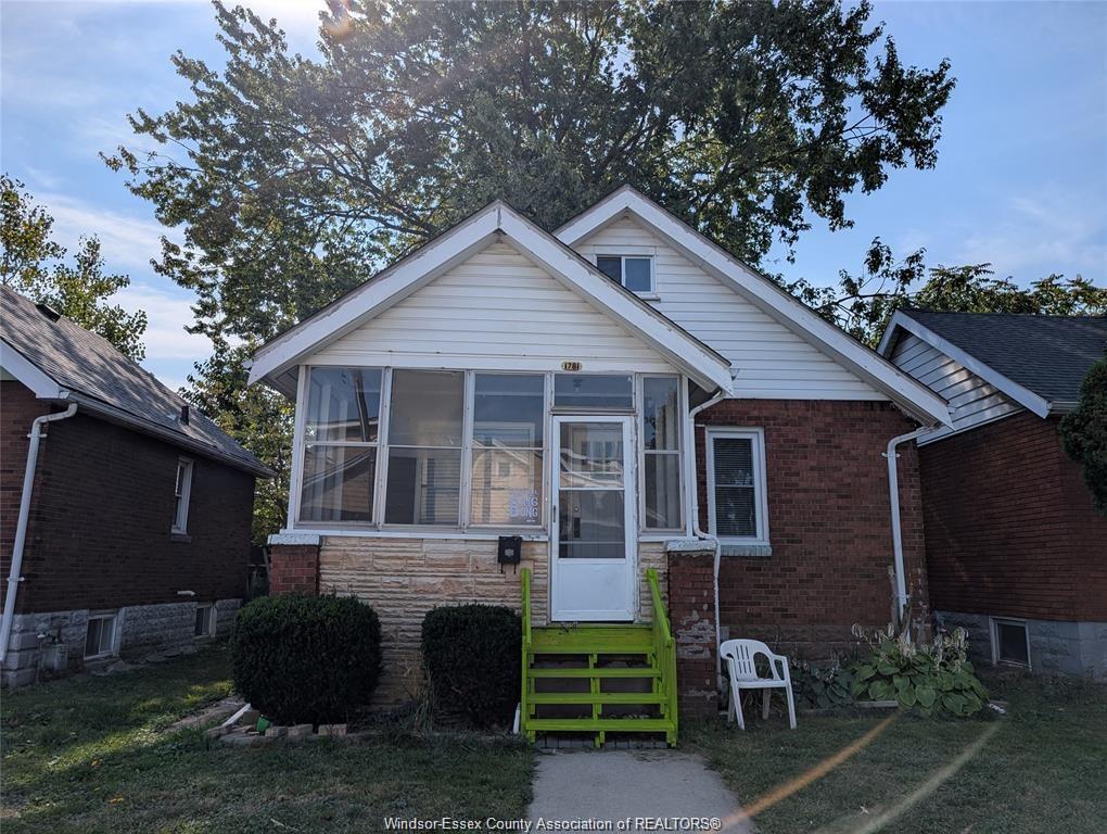 MLS# 26012801: 1781 ROONEY Street, Windsor, Canada