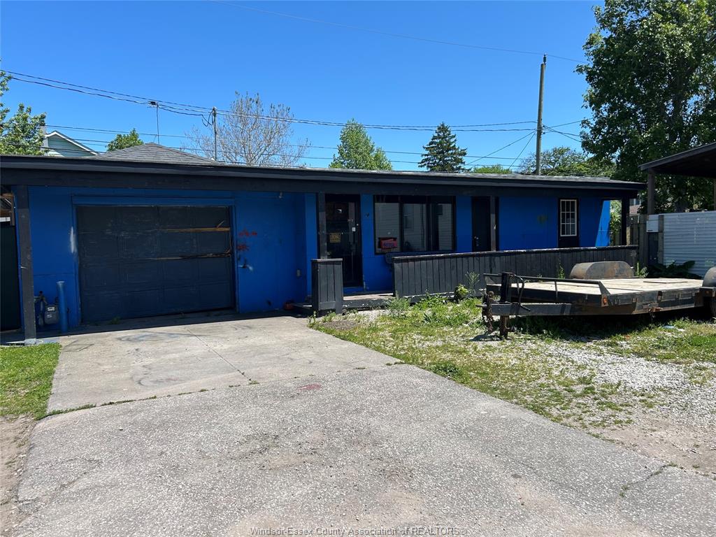 MLS# 26012940: 1672 DROUILLARD, Windsor, Canada