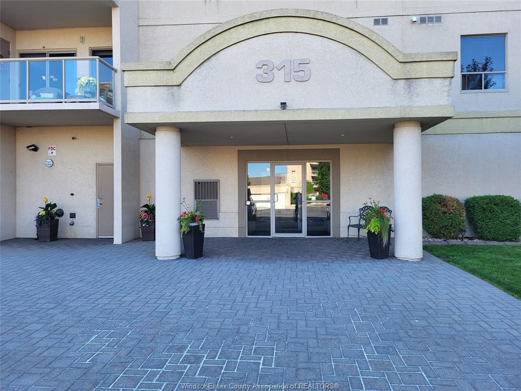MLS# 26013052: 315 VILLAGE GROVE  Unit# 506, Tecumseh, Canada