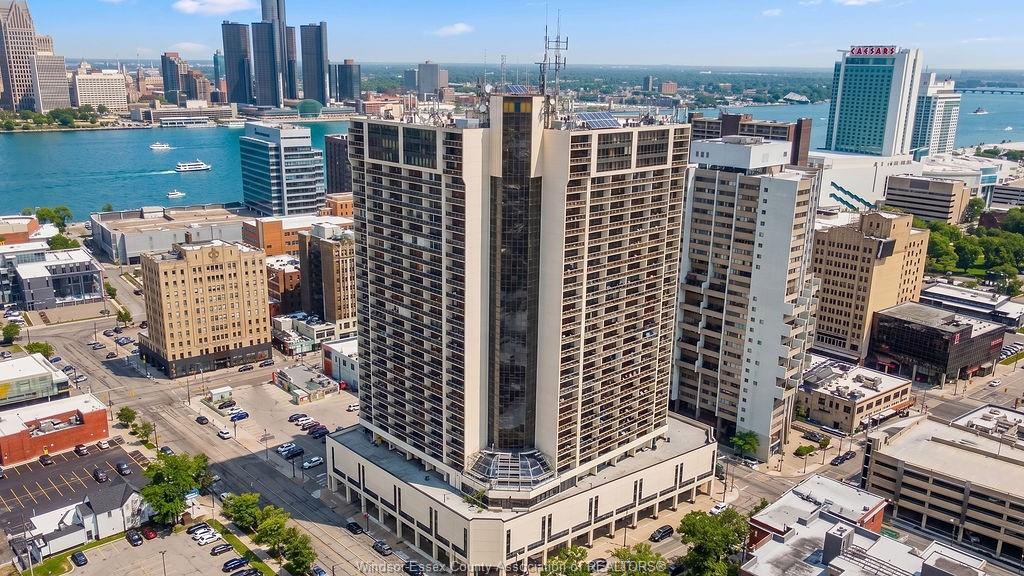 MLS# 26013039: 150 PARK  Unit# 2608, Windsor, Canada