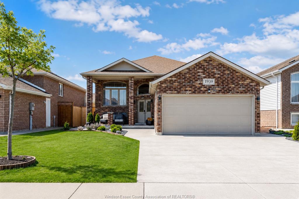 MLS# 26013139: 1939 EVERTS Avenue, Windsor, Canada