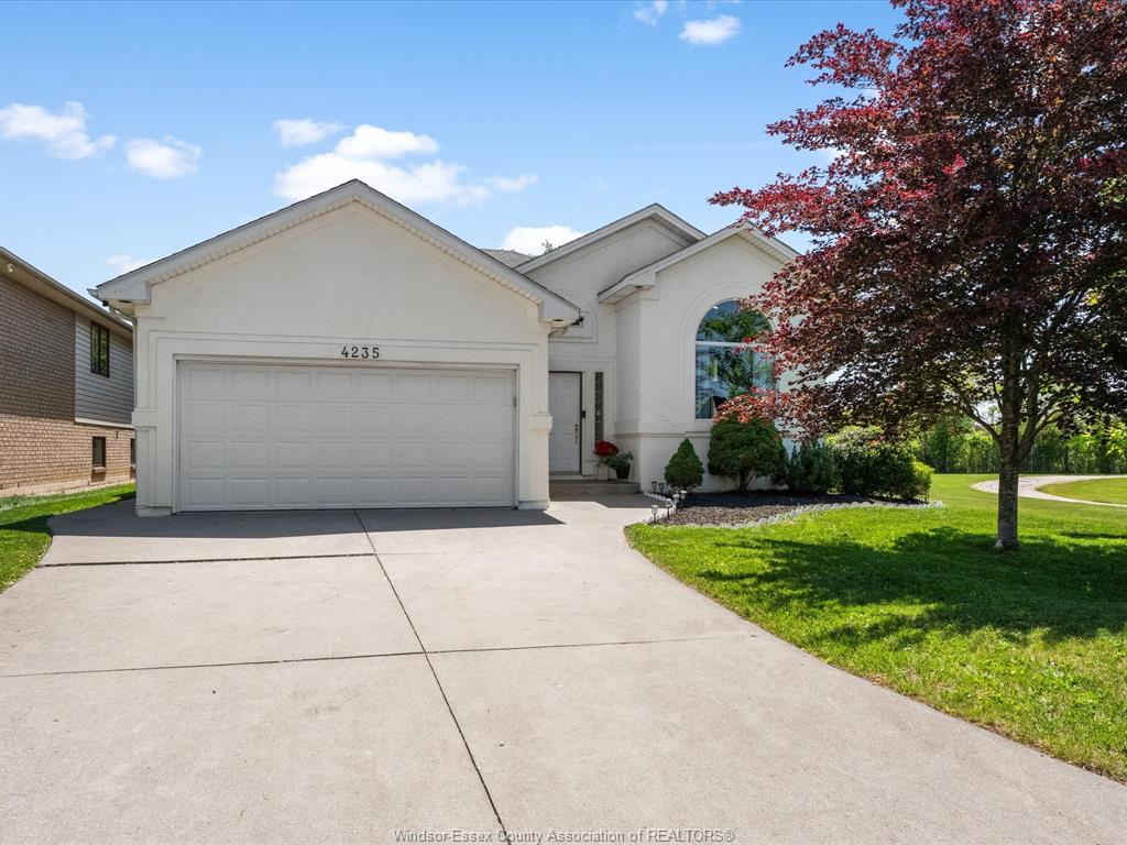 MLS# 26013155: 4235 PROVIDENCE Crescent, Windsor, Canada