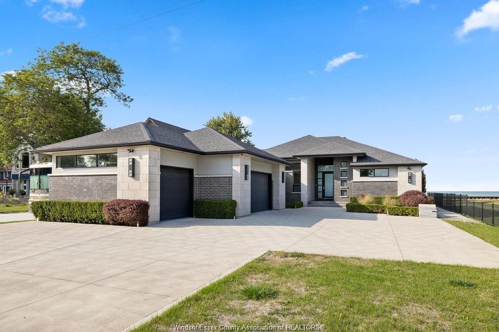 MLS# 26013196: 371 CHARRON BEACH, Lakeshore, Canada