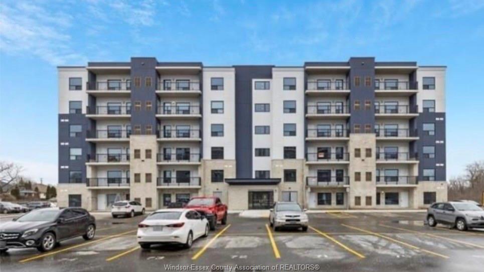 MLS# 26013232: 3290 STELLA Crescent Unit# 101, Windsor, Canada