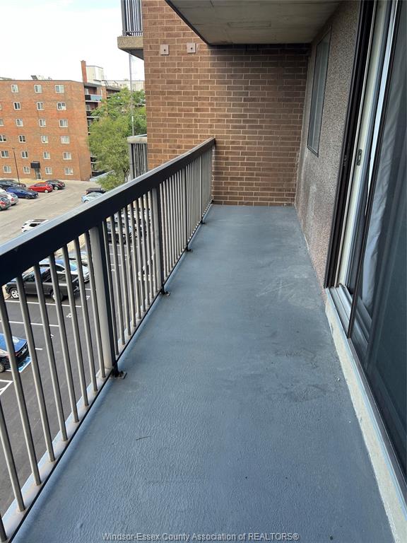 MLS# 26013275: 3936 WYANDOTTE Street Unit# 513, Windsor, Canada