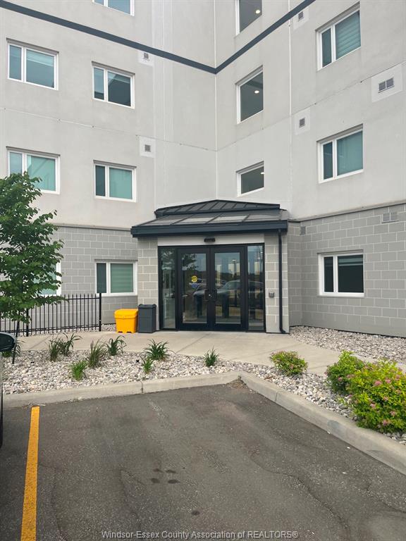 MLS# 26013321: 1900 6TH CONCESSION Road Unit# 203, LaSalle, Canada