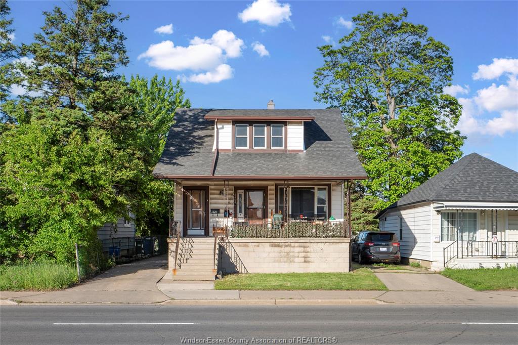 MLS# 26013164: 2404 Howard Avenue, Windsor, Canada
