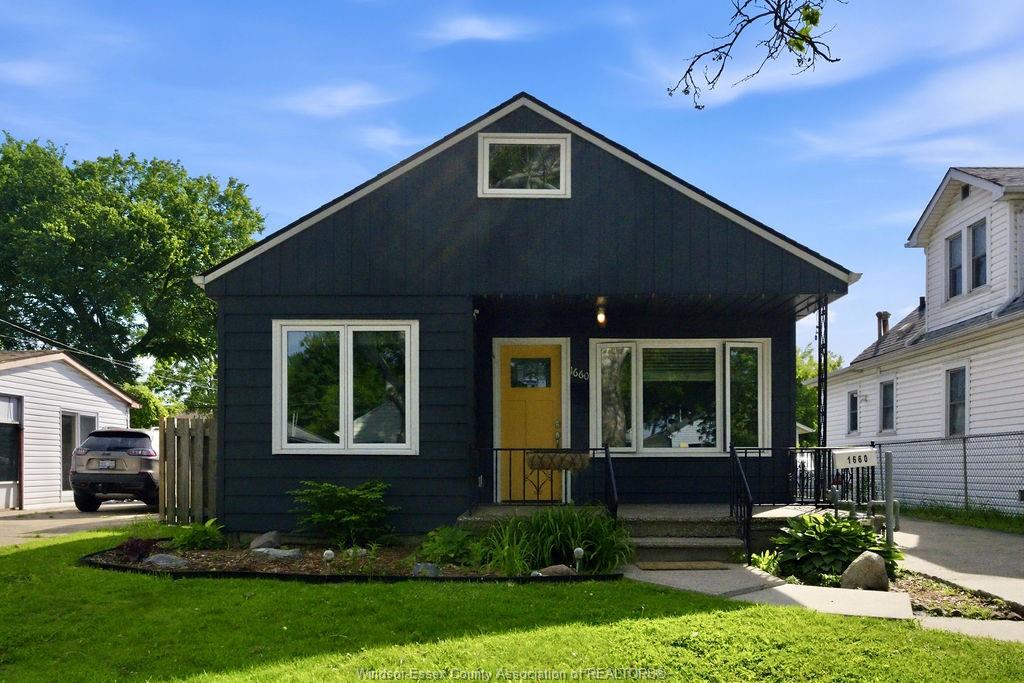 MLS# 26013399: 1660 FORD Boulevard, Windsor, Canada