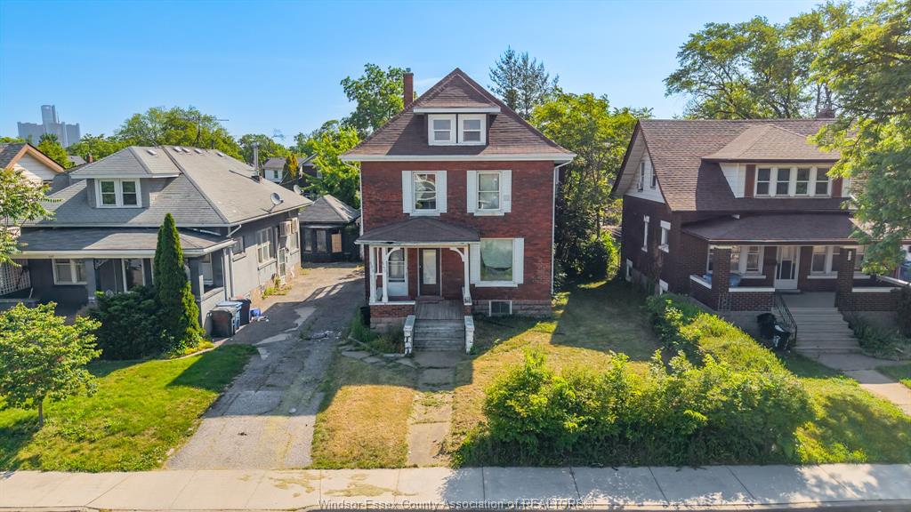 MLS# 26013203: 540 CAMPBELL Avenue, Windsor, Canada