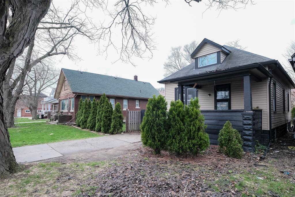 MLS# 26013473: 1585 PELISSIER, Windsor, Canada