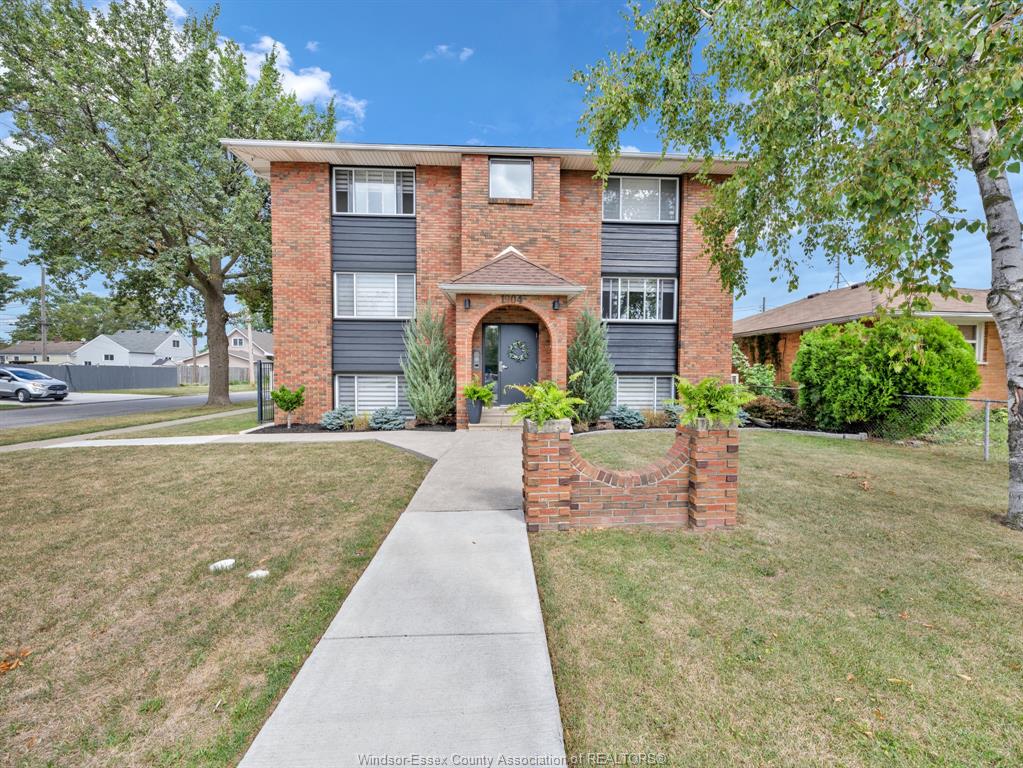 MLS# 26013612: 1904 Olive  Unit# 1, Windsor, Canada