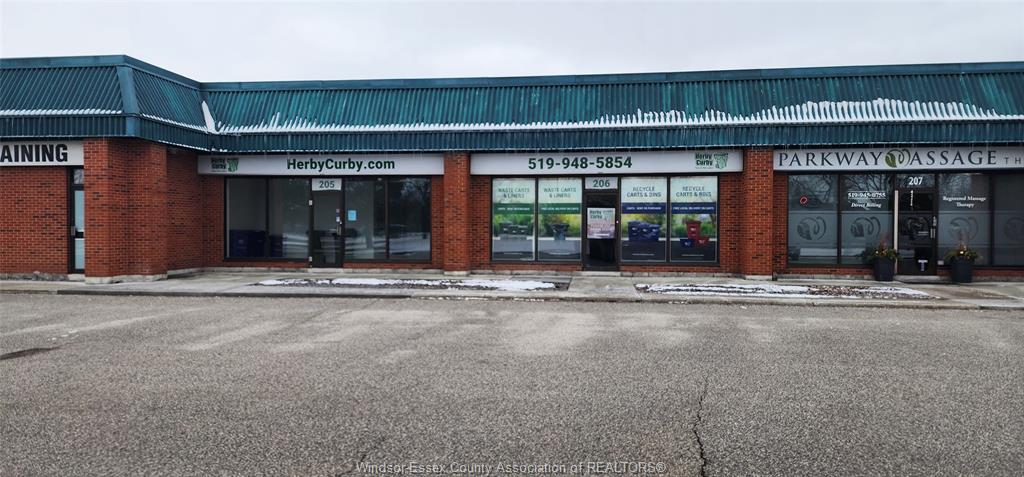 MLS# 26013707: 2825-2885 LAUZON Parkway Unit# 205, Windsor, Canada