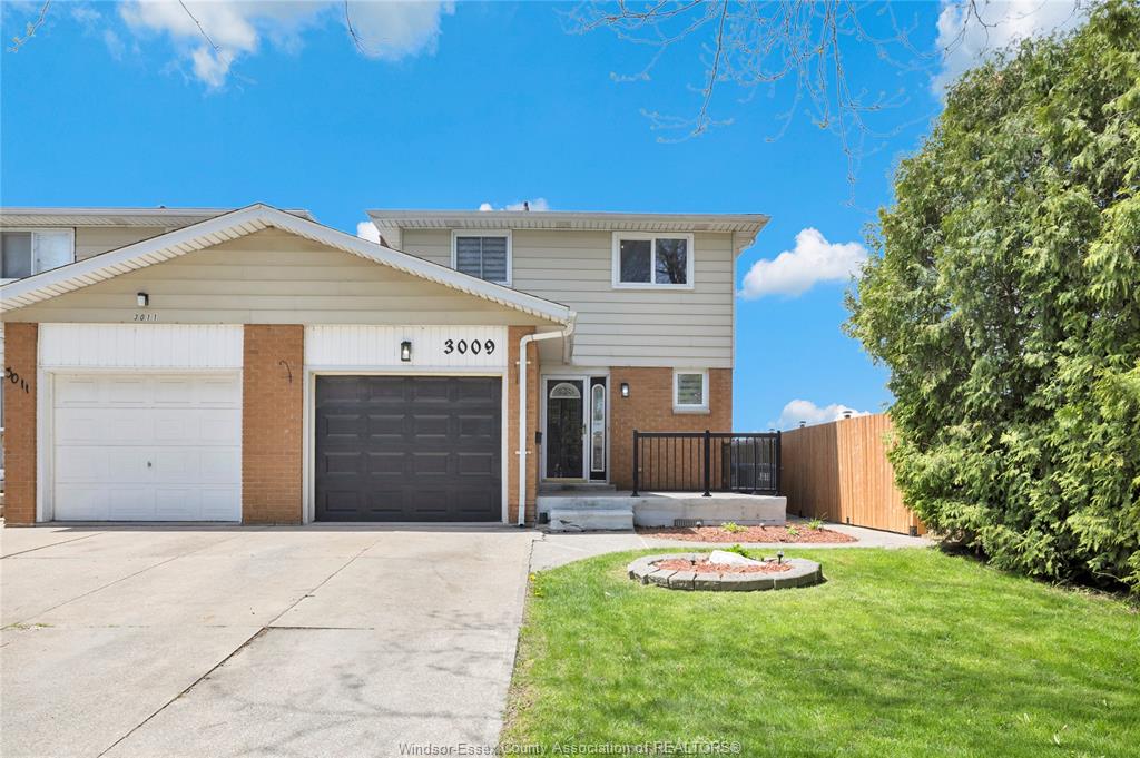 MLS# 26013708: 3009 SUFFOLK Street, Windsor, Canada