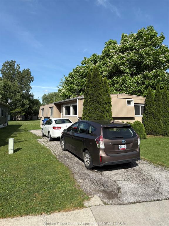 MLS# 26013919: 101 DANA, Essex, Canada