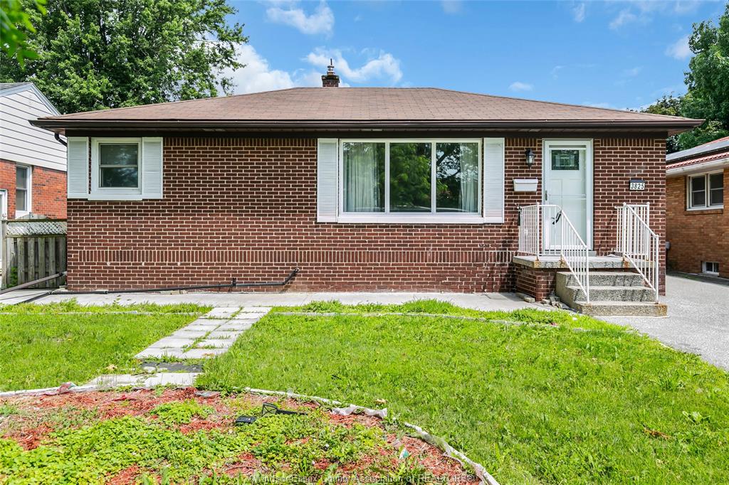 MLS# 26014046: 3825 POPLAR, Windsor, Canada