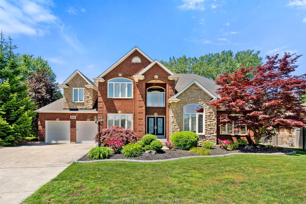 MLS# 26014052: 696 GEORGE KENNEDY Way, Lakeshore, Canada