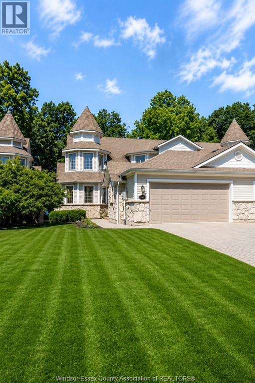 MLS# 26014054: 208 CRYSTAL BAY Drive, Amherstburg, Canada