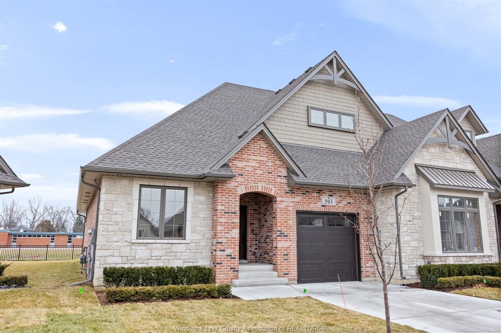MLS# 26014073: 945 St. Jude Court, Windsor, Canada