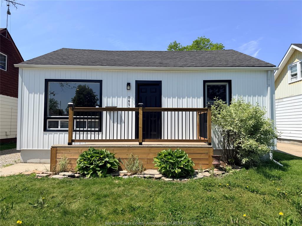 MLS# 26014148: 1651 AUBIN Road, Windsor, Canada