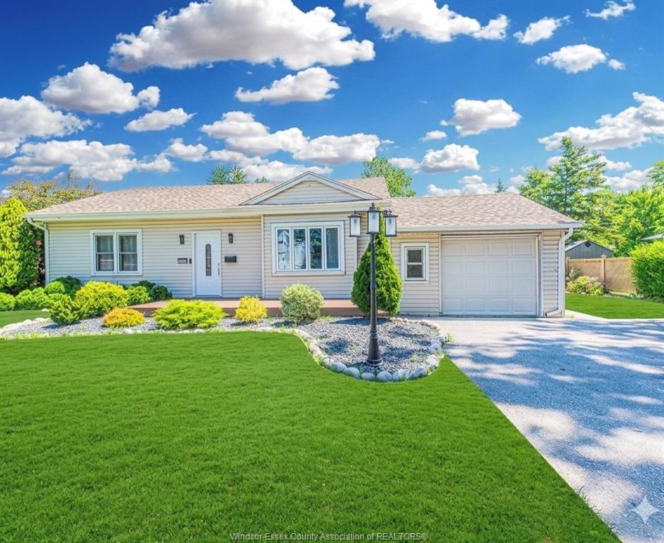 MLS# 26014164: 3186 BLISS, Windsor, Canada