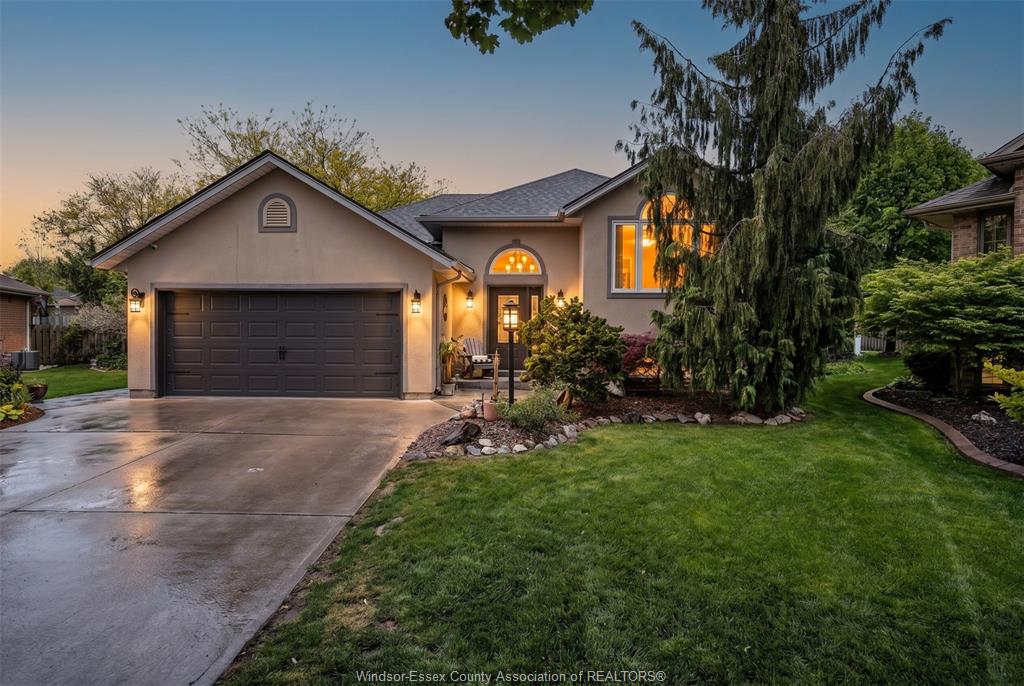 MLS# 26014237: 398 THORN RIDGE Crescent, Amherstburg, Canada