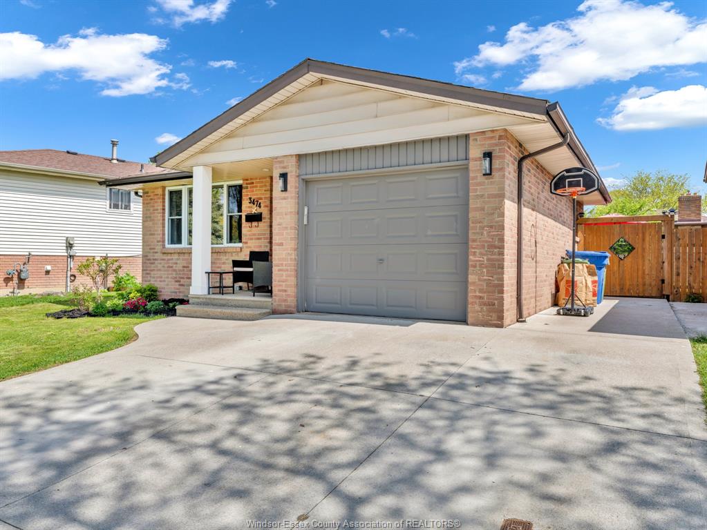 MLS# 26014422: 3474 DEERBROOK, Windsor, Canada