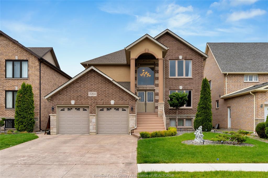 MLS# 26014425: 2264 DANDURAND, Windsor, Canada