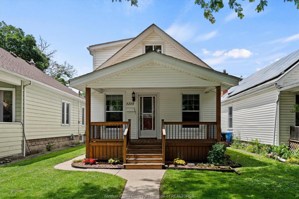 MLS# 26014426: 1215 LINCOLN Road, Windsor, Canada