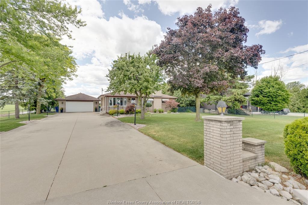 MLS# 26014431: 4727 8TH CONCESSION Road, Windsor, Canada