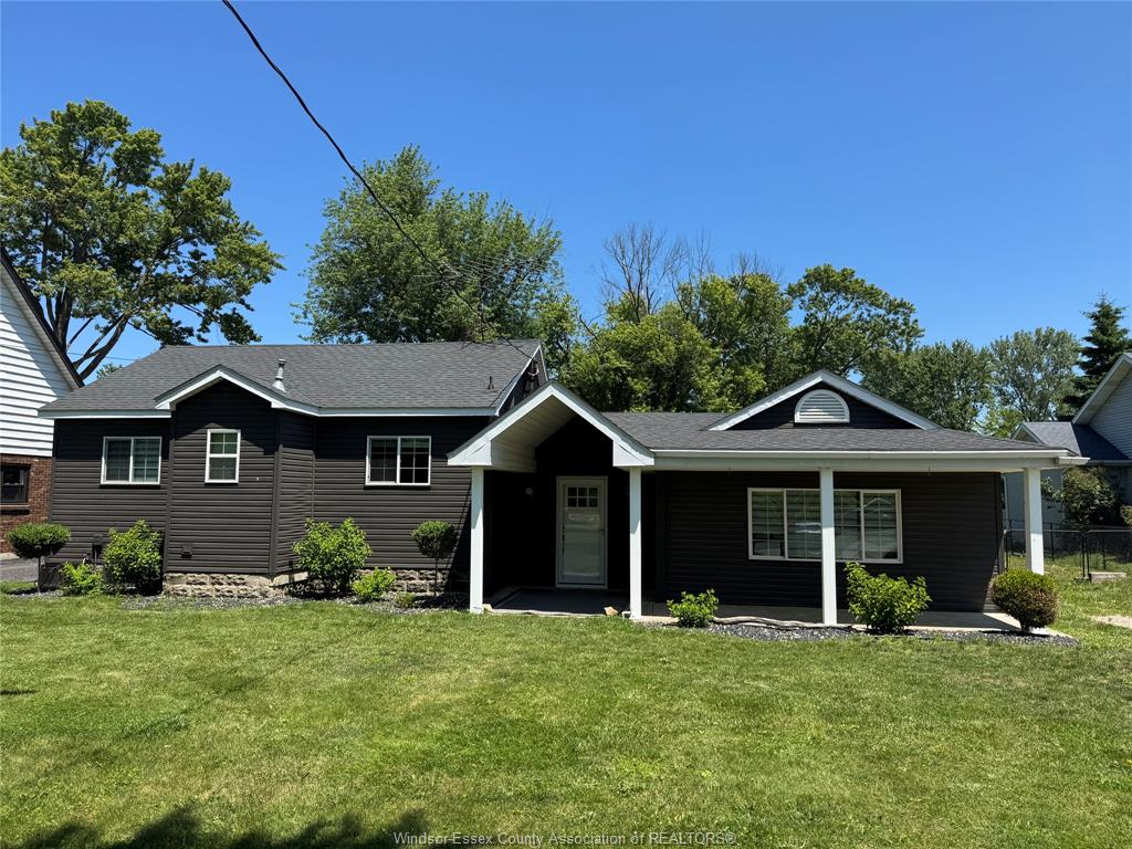 MLS# 26014317: 1052 COUNTY RD 22, Lakeshore, Canada