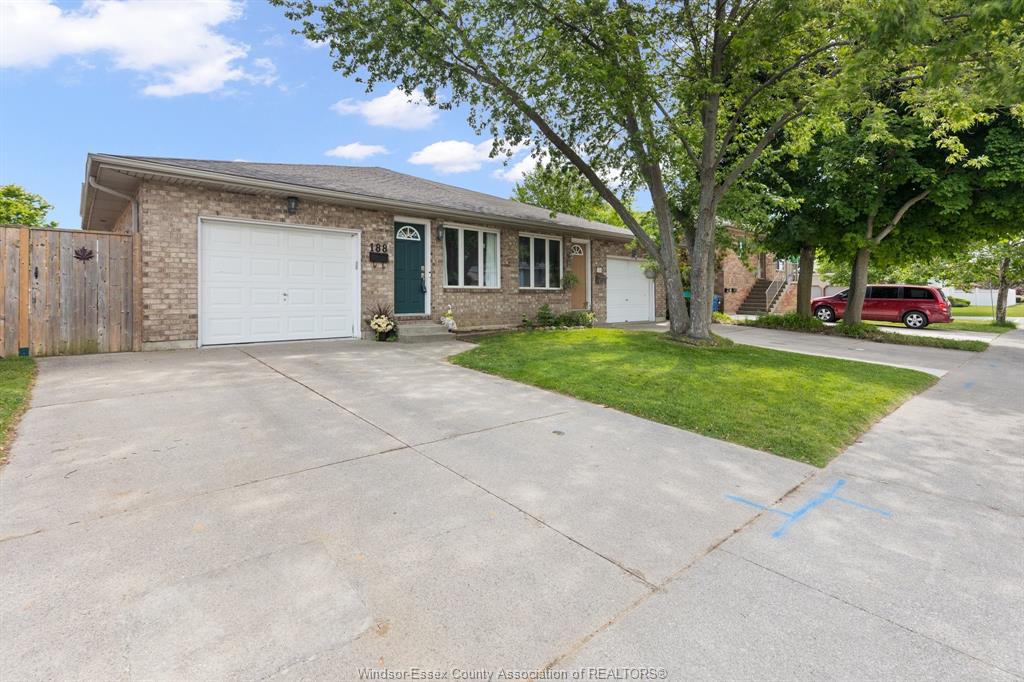 MLS# 26014466: 188 MARLBOROUGH Street, Leamington, Canada