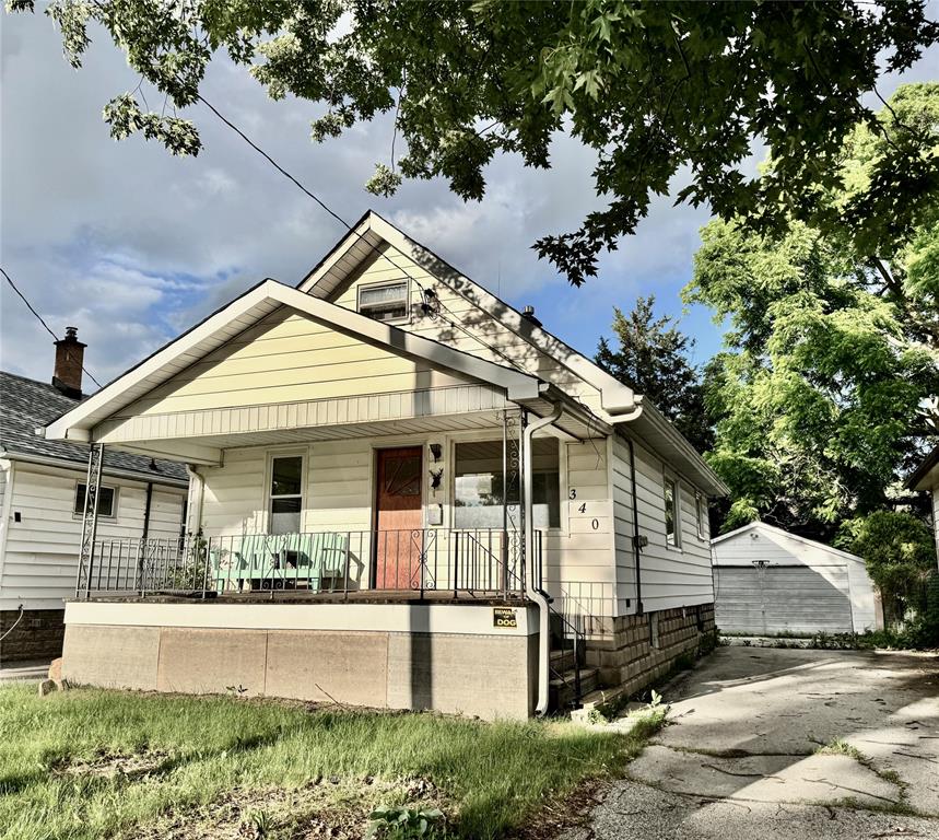 MLS# 26014581: 340 SHEPHERD Street, Sarnia, Canada