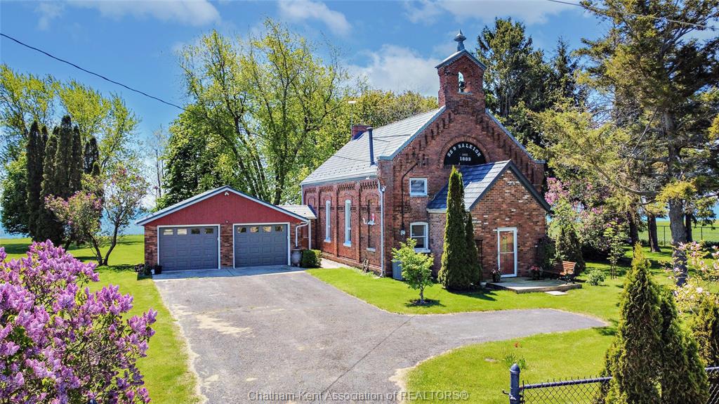 MLS# 26014320: 6630 TALBOT Trail, Merlin, Canada