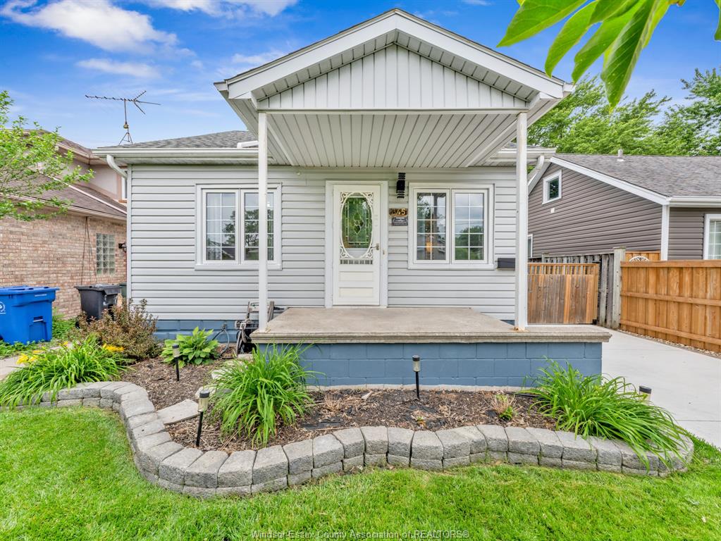 MLS# 26014758: 345 FRANK Avenue, Windsor, Canada